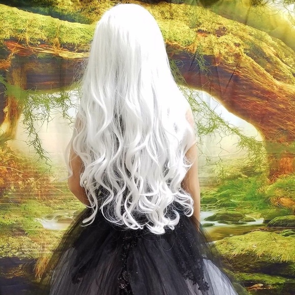 WILLOW Black/White Lace Tulle Corset Wedding Gown - Picture 2 of 8